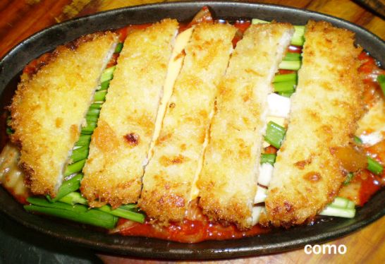 김치찌개와 돈까스 이미지